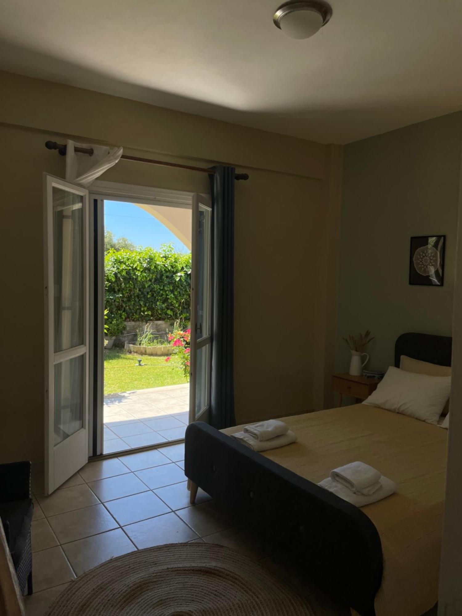 Appartement Sirios à Akharavi Extérieur photo